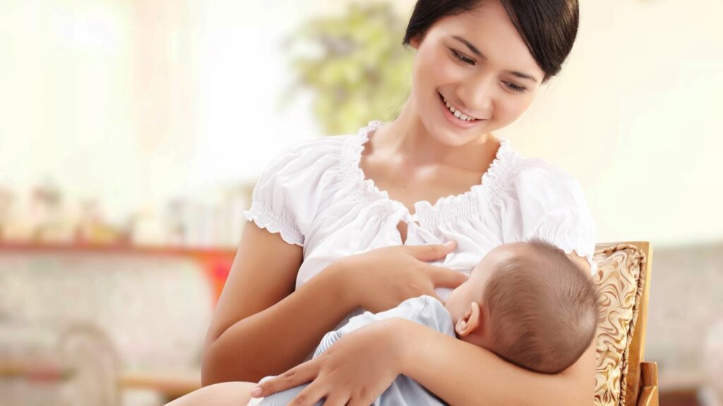  Đối với các mẹ không cho con bú có thể có kinh trở lại sớm nhất là 12 tuần kể từ ngày sinh