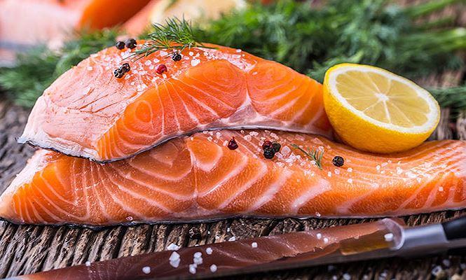 Bị U Tuyến Giáp Có Ăn Được Cá Hồi Không